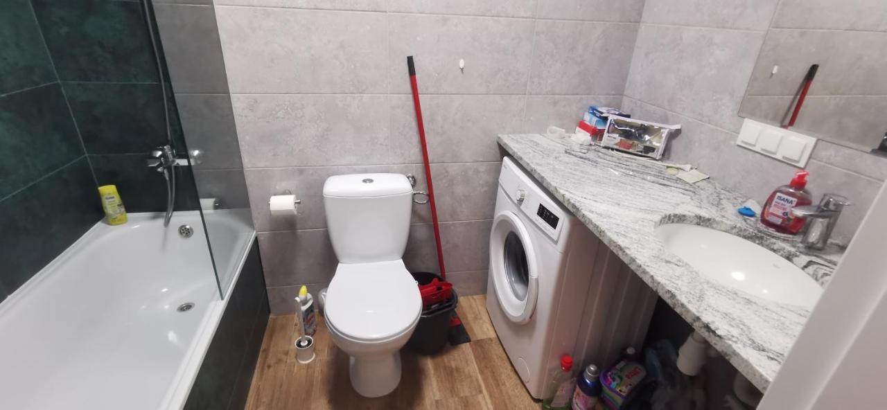 Nowy 1 Z 2 Pokoi W Mieszkaniu W Ursusie Warsawa Bagian luar foto